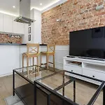 Golden Apartments&Glamping- Uniwersytecka